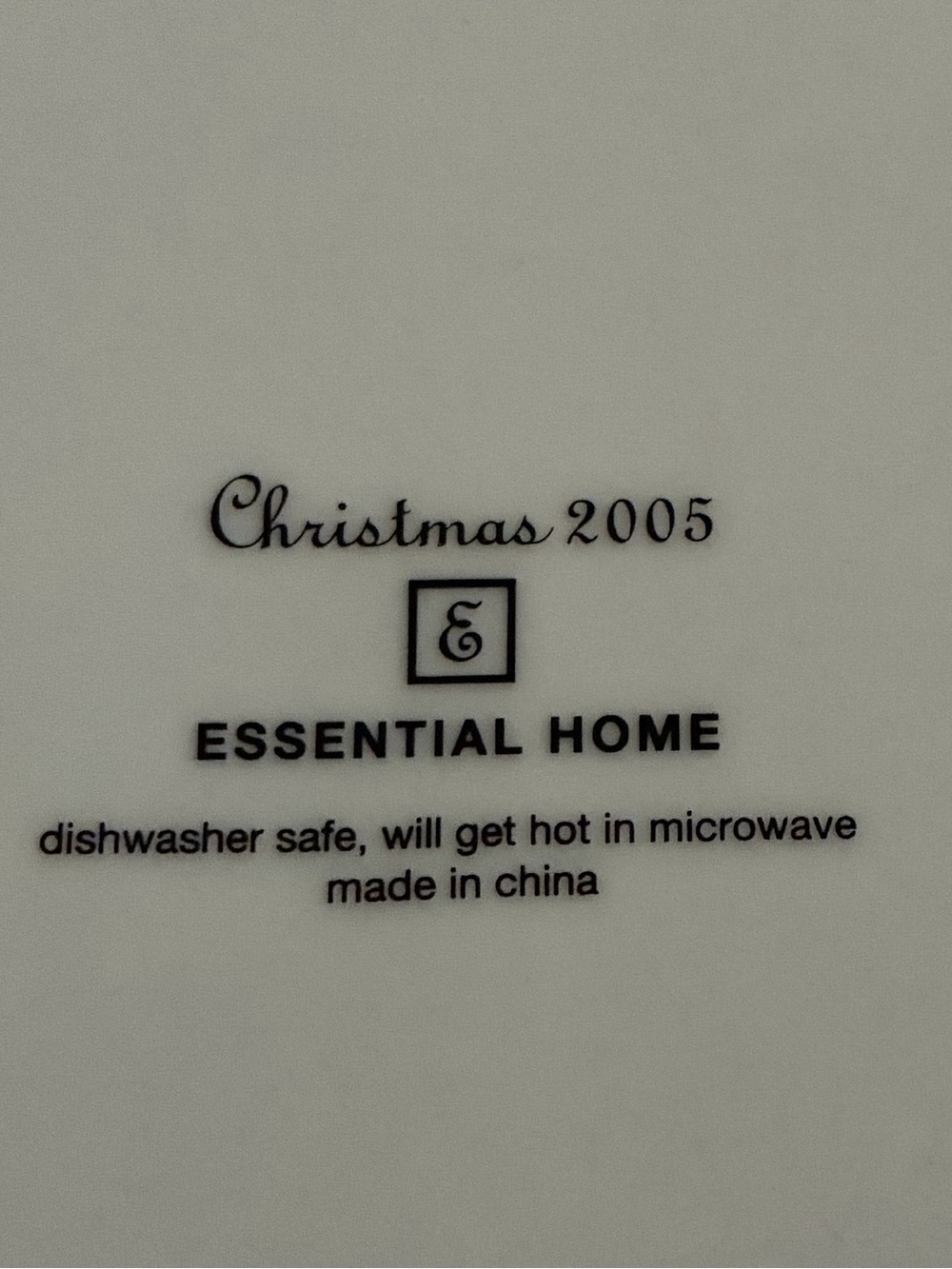 Set of 4 Essential Home Tartan Ribbon Christmas 2005 Holly Dinner Plates - Picture 4 of 6